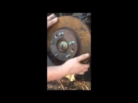 How to change rotors on a 2003 kia sedona