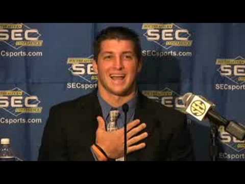 Palestra.net - Palestra.net reporter Mark Davenport saw Heisman Trophy winner and Florida quarterback Tim Tebow at a Kenny Chesney concert. That led Mark to ask Tebow and s...