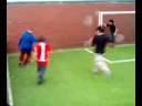Lo pibe jugando en Pressing 9