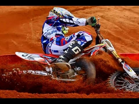 MXPTV - Time to ring in the new year! Here is version 3.0 of MXPTV's popular 10 Minutes Of 2 Strokes series! Check out the best 2 stroke footage from the 2012 year c...