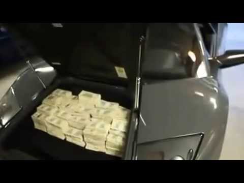 50 cent stacking $2Million in his new Lamborghini