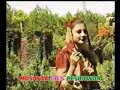 Singer:  Zahidullah AfrideyLyrics: Dr. Kabir Storiډاکټر کبیر ستوری ( زېږېدنه : ۱۹۴۲ ؛ مړينه : ۴ د اپرېل ۲۰۰۶) د لوی افغانستان يو تکړه شاعر، ستر ليکوال، اديب ، څیړونکی ، ژورنالیست ، ساپوه ، سياستپوه او سياسي مشر و. د هغه قام پرسته شاعري نه يواځې په پښتونخوا او افغانستان کې مېنوال لري بلکه په نړۍ کې چې هرچېرته پښتانه مېشت دي نو دده ادبي او سياسي کارونو ته په درنه سترګه ګوريhttp://www.kabirstori.comhttp://www.khost-web.net/storai.htmlhttp://www.global-peace.net/DrKabirStorayBiography.htmlhttp://www.pashtoonkhwa.comhttp://www.pakhtana.com