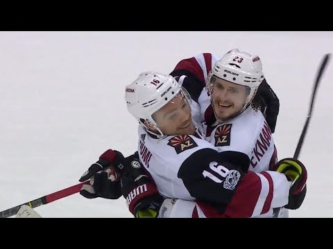 Video: Coyotes' Ekman-Larsson beats Maple Leafs' Andersen thanks to Dvorak's screen