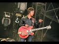 a little slideshow I made with some of my favourite pictures and my all time favourite Oasis song 