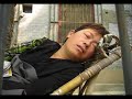 Saying hi to the laziest woman on Earth