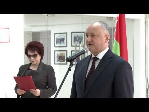 Președintele țării a participat la expoziția consacrată aniversării a 75-a a Marii Victorii