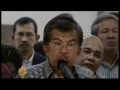 Earthquake devastates Sumatra town - 30 Sept 09