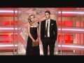 2010-05-19 | Hayden Paynettiere Zac Efron Golden Globes 2009 ~> Hayden Paynettiere and Zac Efron present an award at the Golden Globes ()