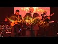 Casamento Banda Check-Out Iris