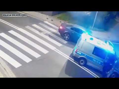 Pościg za 23-letnim kierowcą z Leszna, zakończony... :: źródło: Policja Lubin / monitoringLink do artykułu: https://elka.pl/content/view/132053/80/