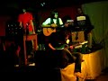 LLAMARADA MOE - BAJO ESTA LUZ