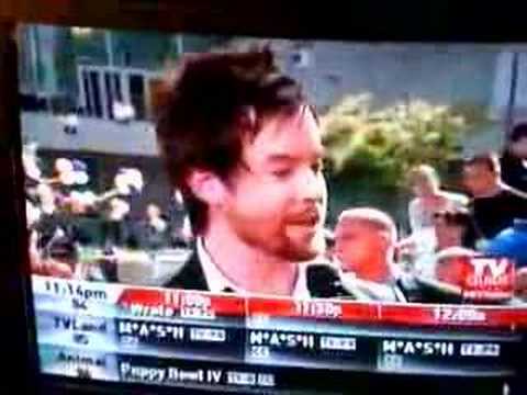 David Cook asks Kim Caldwell out to dinner screen 1