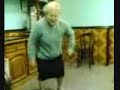 mi abuelita bailando el chiki chiki