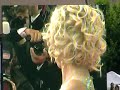 ophelie winter, chanteuse et com�dienne, monte les marches du festival de cannes le samedi 17 mai 2008 pour la projection du dernier film de woody allen...