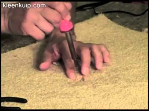 how to repair iron burn in carpet