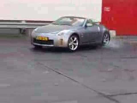 Nissan 350Z Roadster demonstration ...