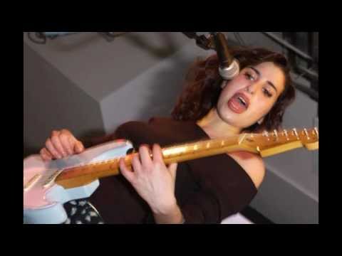 Amy Winehouse - Trilby lyrics