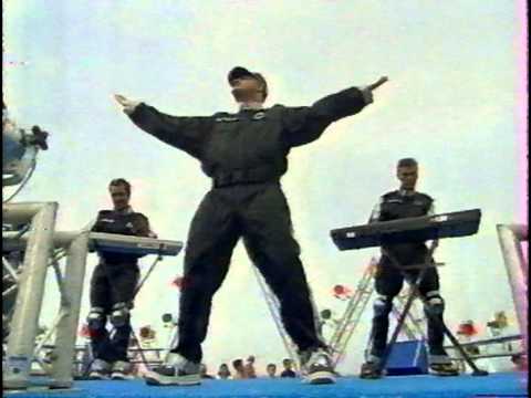 65 - Promotion du single d'Eiffel 65 Blue (Da Ba Dee) dans l'émission