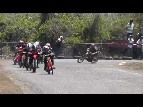 Dolio - http://www.VelocidadDominicana.com - Todo acerca del facinante mundo de la velocidad en general, local e internacional. (70cc Racing: 1ra Carrera Invitaciona...