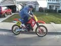 starting a cr 500 with tennis shoes on