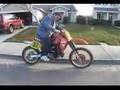starting a cr 500 with tennis shoes on