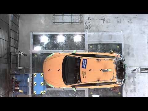 0 Primer Crash test con un auto eléctrico