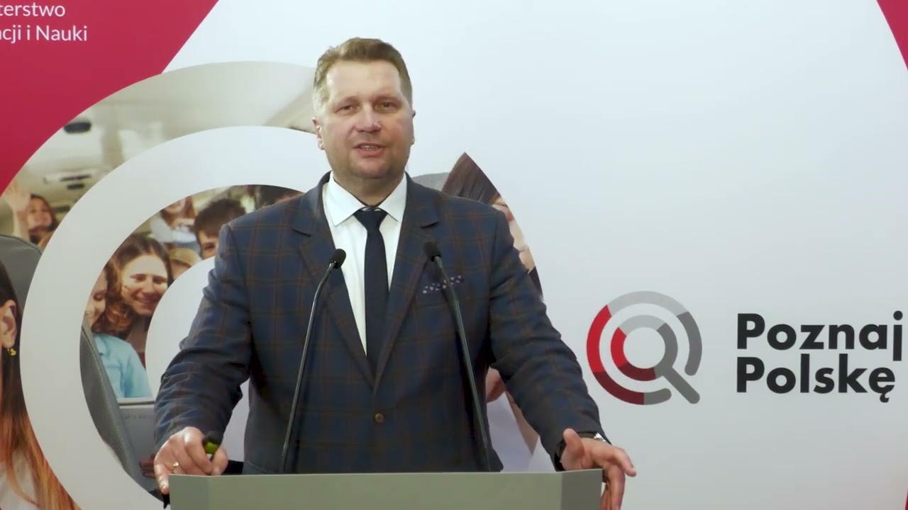 Rozpoczął się nabór wniosków do programu "Poznaj Polskę"