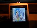 El-cheapo keychain picture frame hacked to do usb2lcd xfers