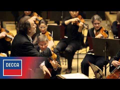 Chailly - Amazon: http://po.st/BrahmsYTDAm iTunes: http://po.st/BrahmsYTDiTu Following the 2011 landmark Beethoven cycle, Riccardo Chailly returns with a recording of ...