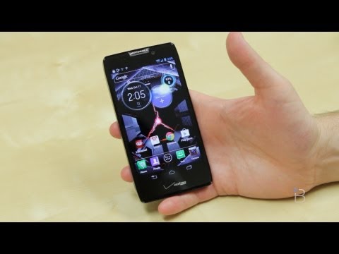 Droid - Motorola DROID RAZR HD Unboxing and Hands-On The RAZR HD is beautiful, plain and simple. When the handset was announced back in early September, it was clear...