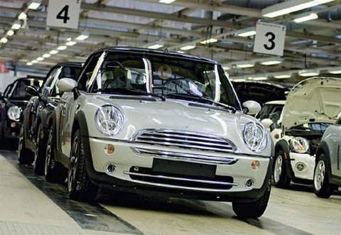 cooper - Watch the NEW Mercedes-Benz S-Class Official Trailer: http://vid.io/xgZ MINI Cooper Production.