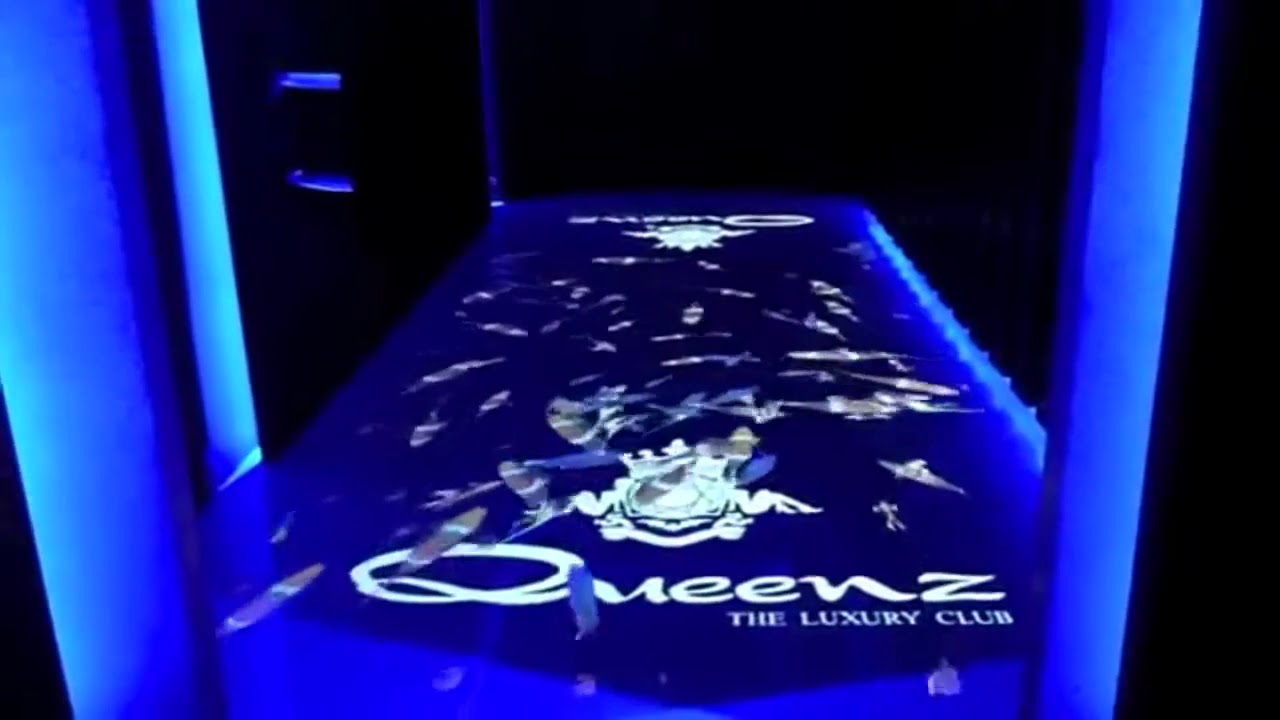 บ่อปลาเสมือนจริง ทางเข้าล๊อบบี้ อินเตอร์แอคทีฟ เกม โปรเจคเตอร์ Interactive Floor