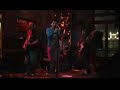 Breve - Bar Yacana - Lima Peru - L�artica