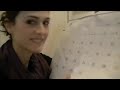 Click here to watch this video キスの日 可愛い女性のキスで癒されてください・・・Kiss Calendar