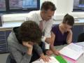 videos de Biology Teacher Mark Rothery introduces Award Winning Wyke College Student