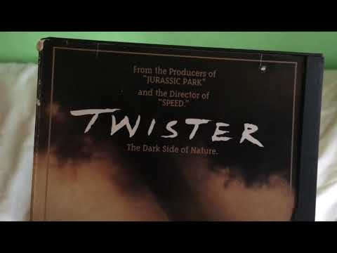 2 Different Versions of Twister