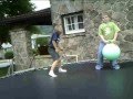 videos de Random Kid on Bouncy Ball