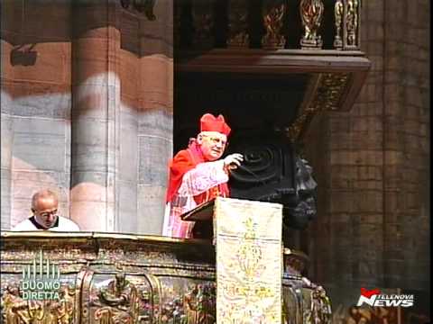 symboli - 28.09.2012 Questa sera, in Duomo, il cardinale Angelo Scola ha presieduto la Redditio Symboli. Circa 6000 giovani ambrosiani hanno condiviso il proposito di ...