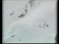 Snowboarder triggers an avalanche Snowboarder triggers an avalanche