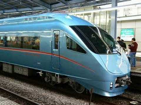 小田急ロマンスカーMSE 一番列車