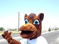 MASCOTS love HOT CHICKS MASCOTS love HOT CHICKS