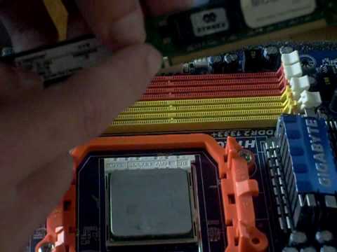 how to know ddr2 or ddr3 motherboard