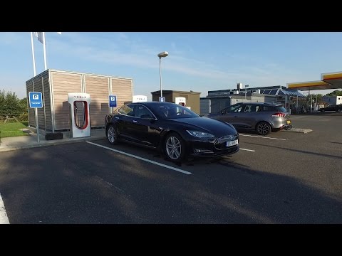 Tesla Model S P85D impone récord de autonomía 