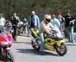 Mickey`s 954RR Drag With Yamaha R1(Mobile Video)