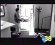 Click to view:&nbsp;The glass door prank