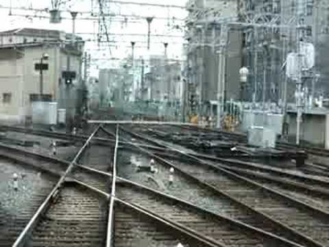 淡路駅平面交差