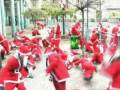 videos de BABBO NATALE in CASSA INTEGRAZIONE? Flash Mob - Morte dei Babbi Natale