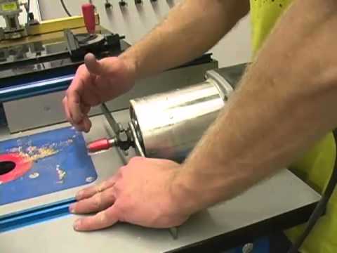 how to adjust ryobi router