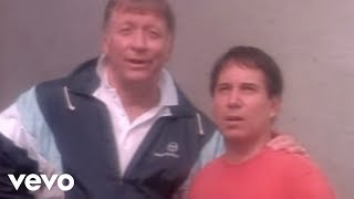 Paul Simon - Me And Julio Down By The Schoolyard