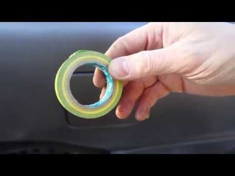 how to open gas tank on chrysler 300